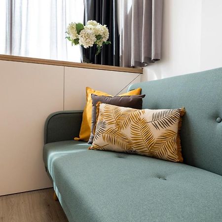 Sylvia 1M - Precioso Apartamento En Primera Linea De Mar - Centrico - Playa - Wifi Емпуриабрава Екстериор снимка